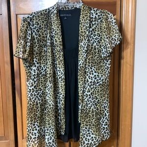 NWOT size L leopard print top